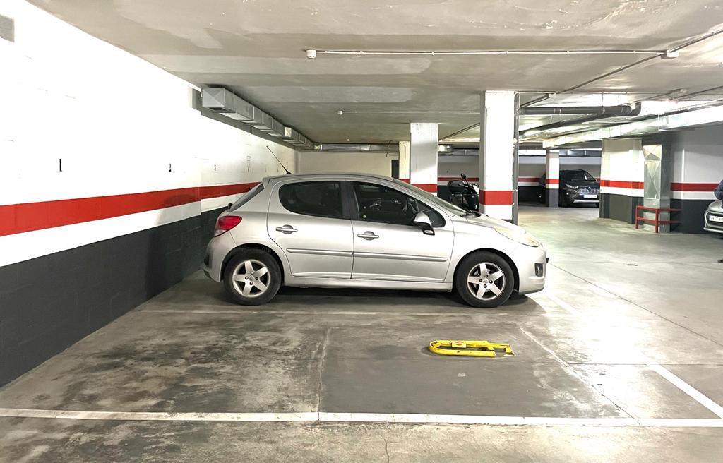 Verkoop. parking in 